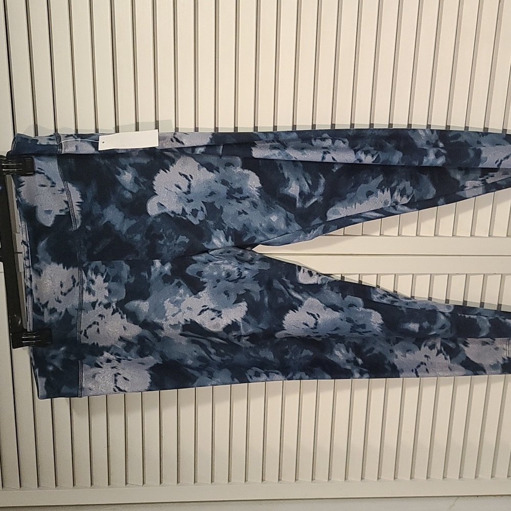 Leggings Capri Multi Color Blue Super Soft 81% Poly Blend Wide Waist Band NWT